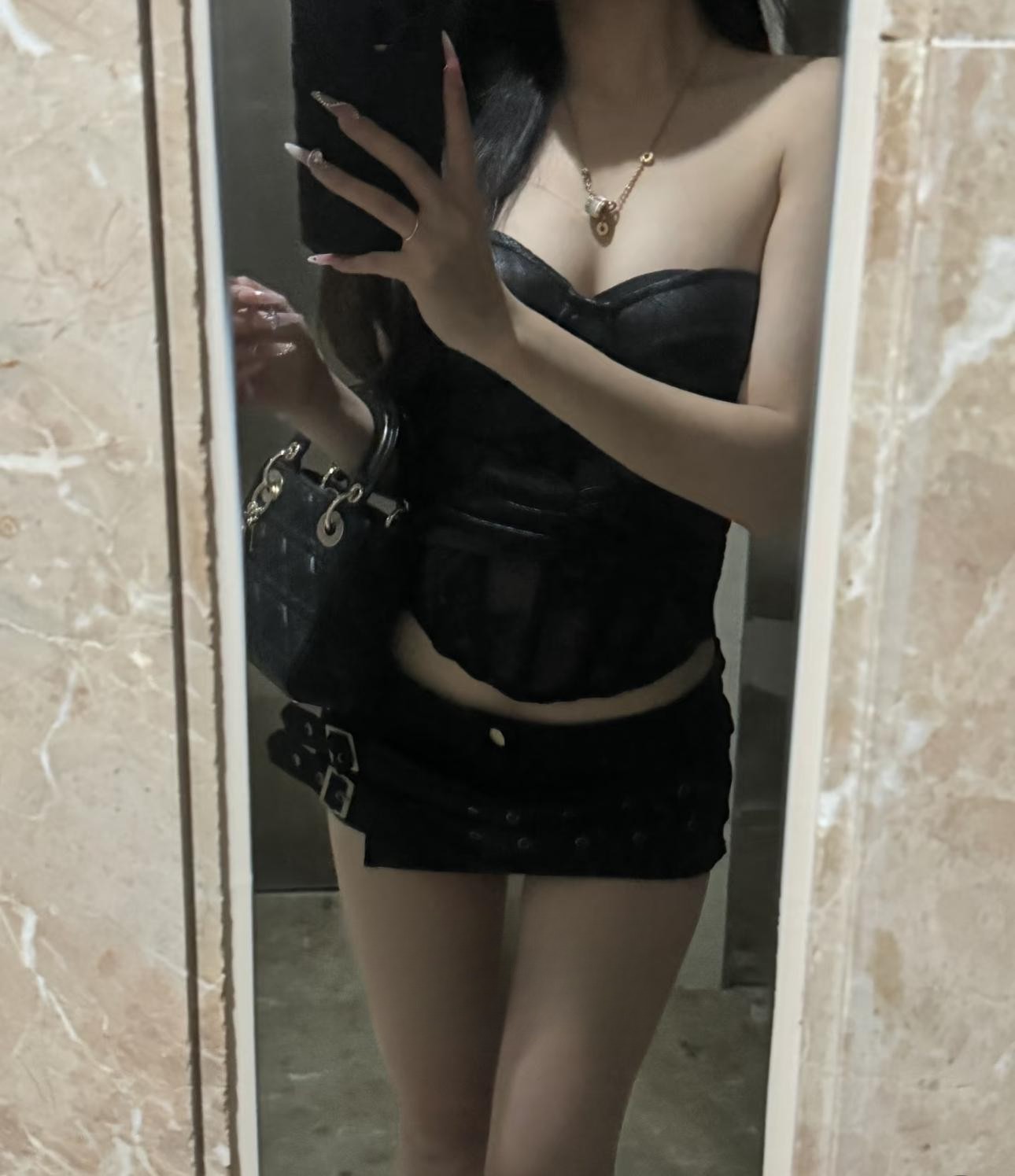 武汉辣妹花活多