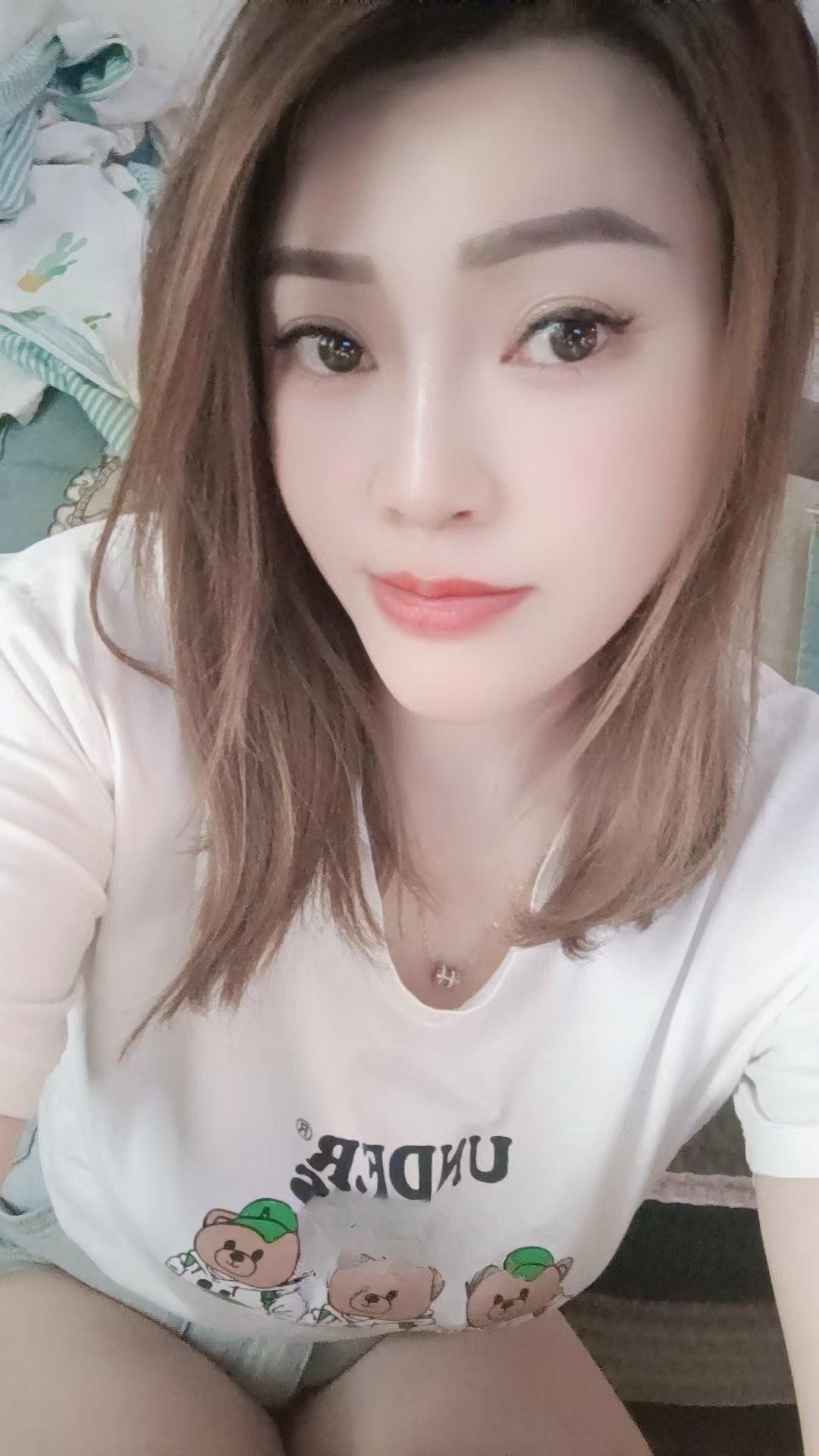 小骚货水嫩穴紧