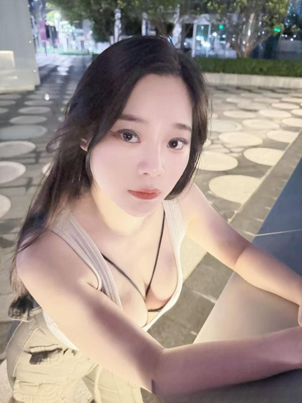 福田岗厦妮妮
