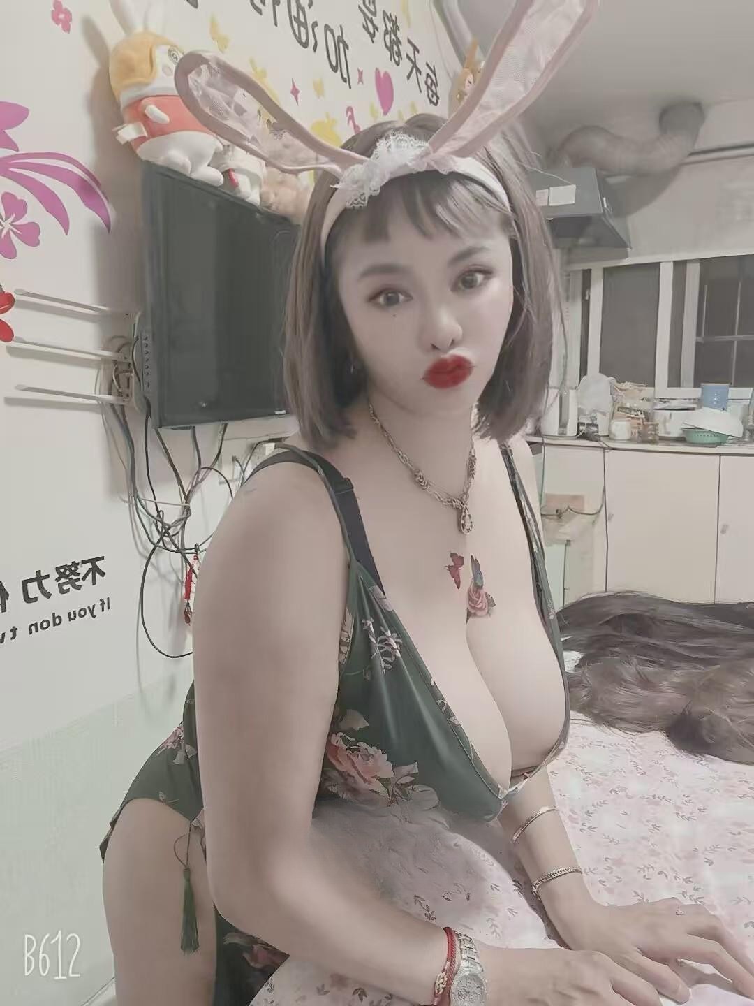 姑苏丰乳肥臀小姐姐