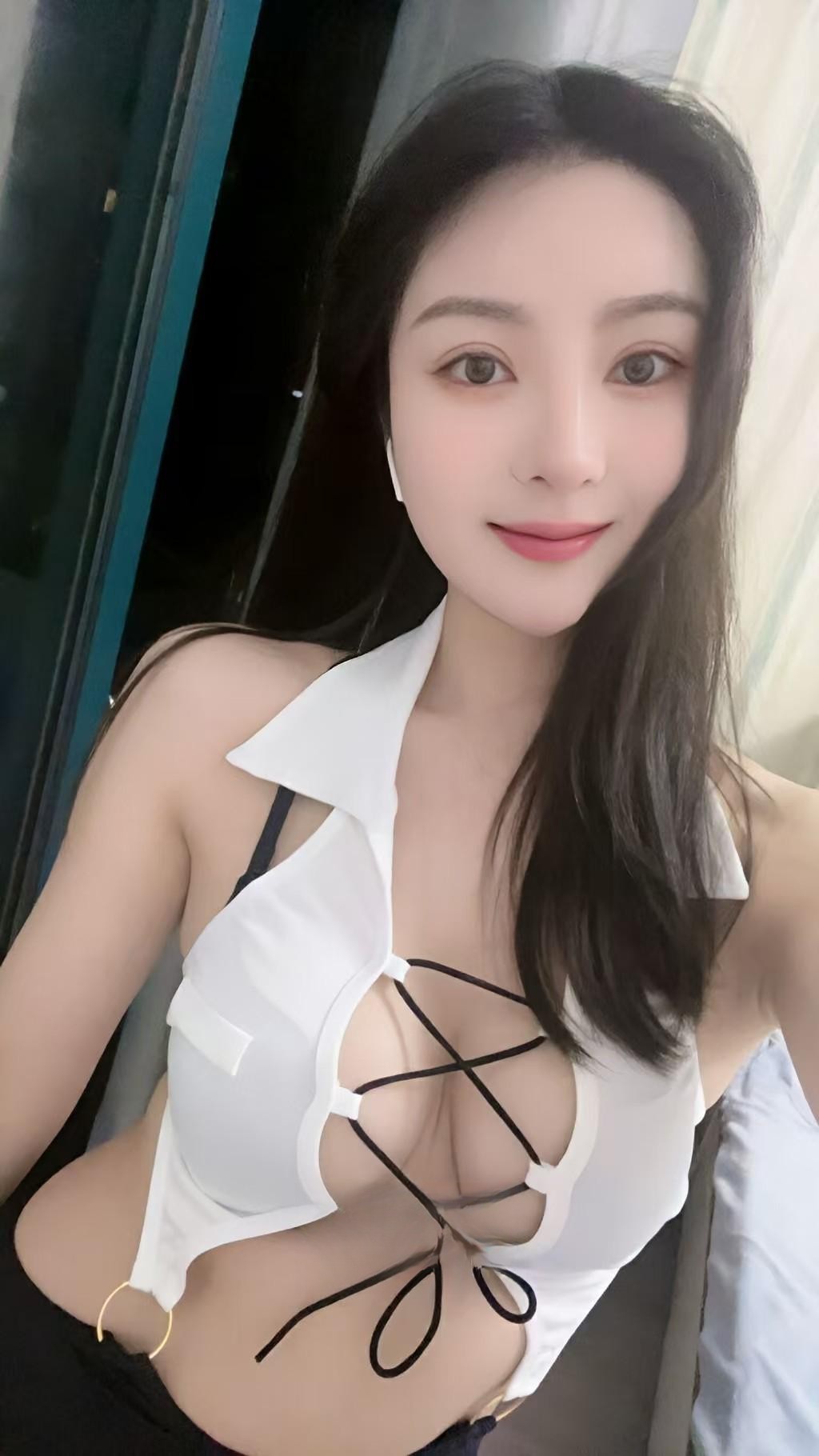 温柔乖巧水多多妹子下面紧