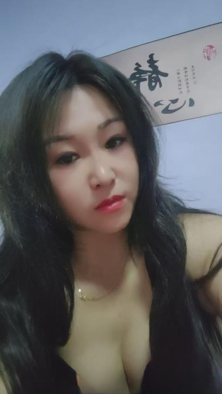 蒙古族琦琦