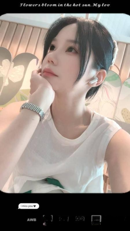 小个子骚妹