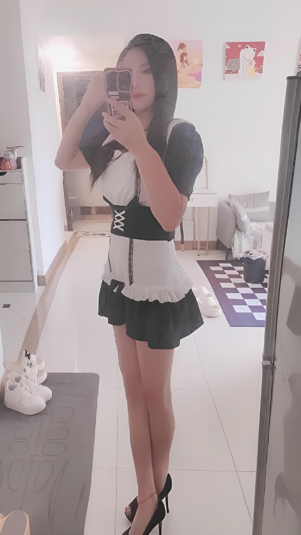 长腿御姐虎牙小姐姐