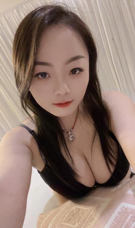 福田粉嫩菲菲妹子