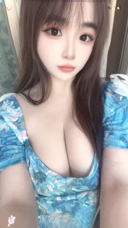 大奶制服妍妍