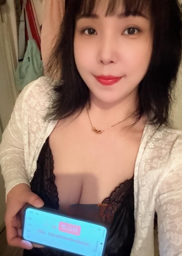 福田性感巨乳骚妹