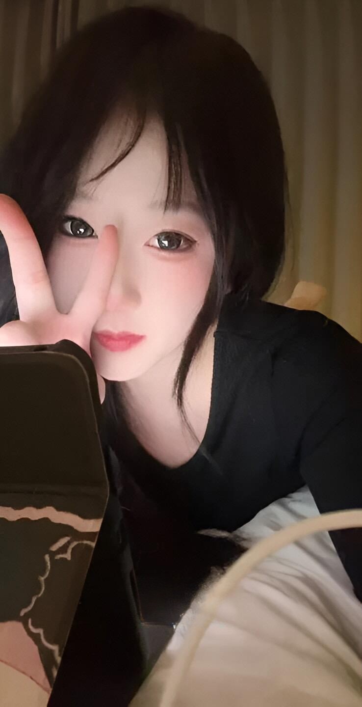 骚骚的邻家小妹