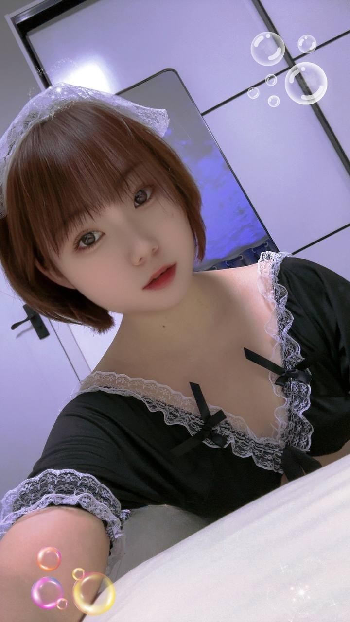 南山白皙多汁嫩女