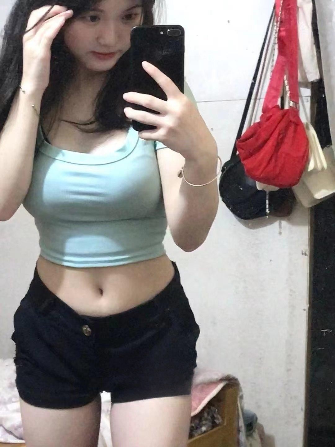 黑丝尤物小骚妹