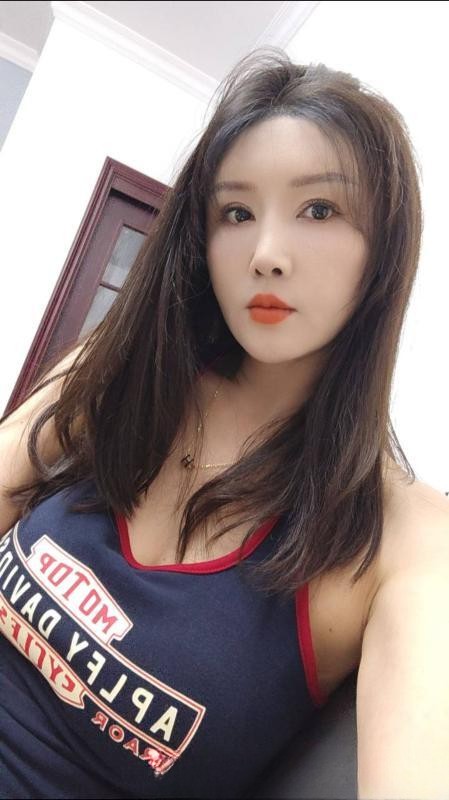 禅城大胸妹米儿