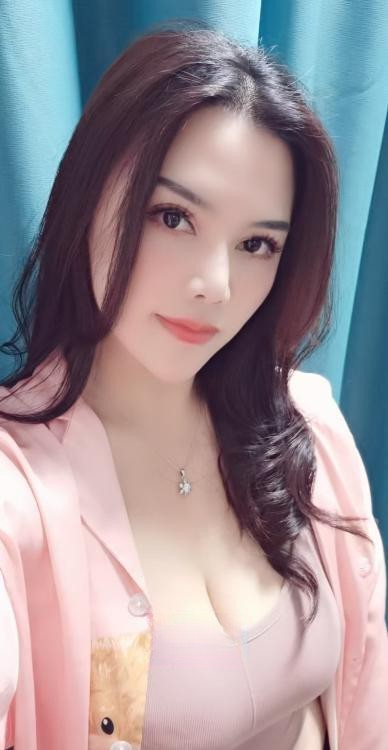 风骚翘臀瑶瑶老师