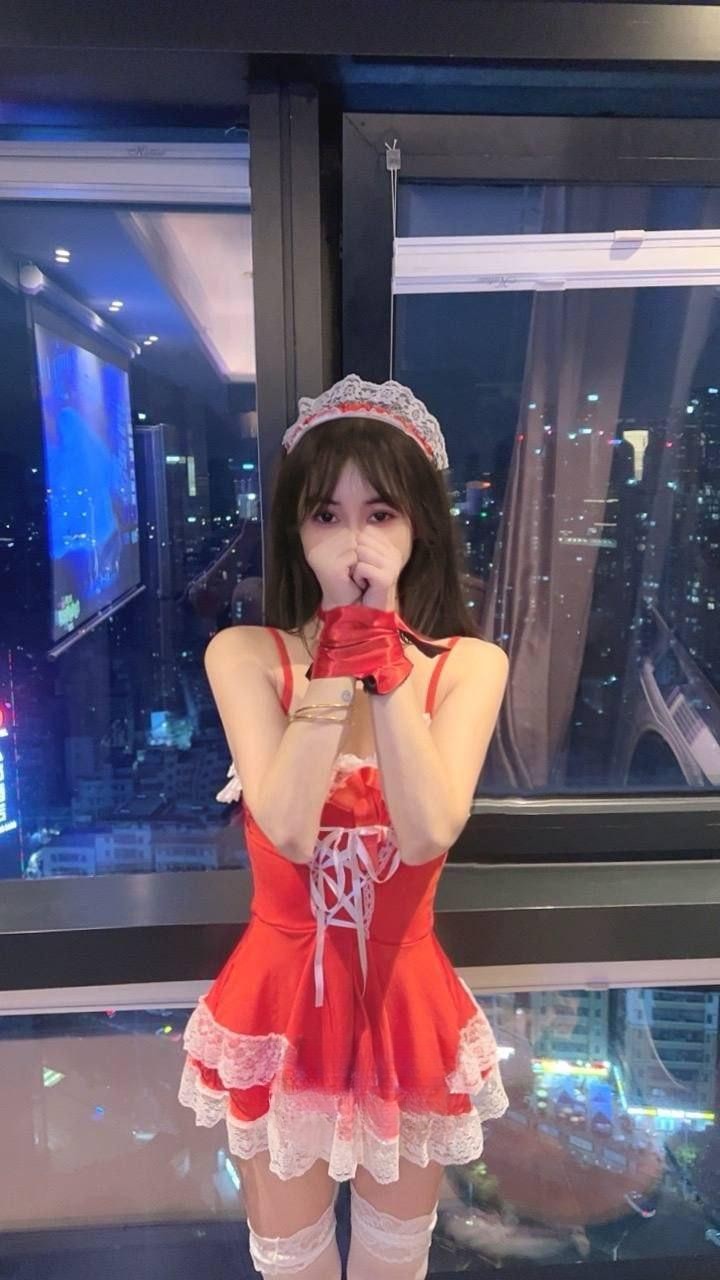 主动柔软粉嫩小姐姐