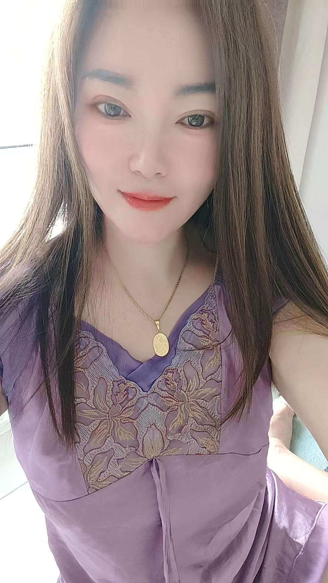 大连开发区万达芳芳