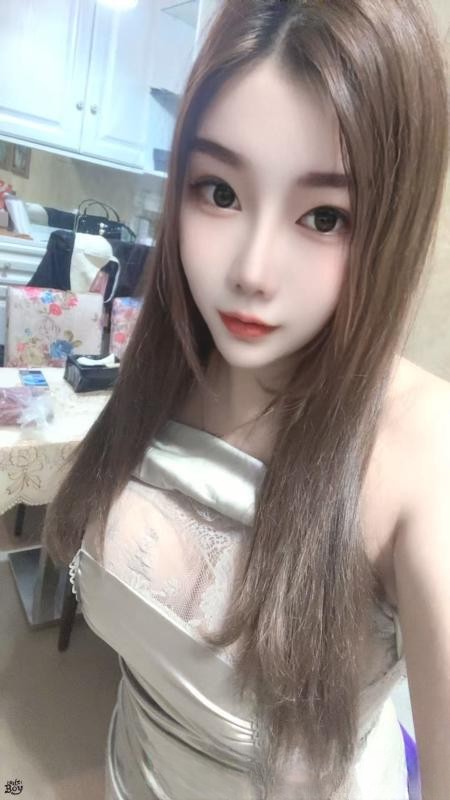 蜜桃翘臀欣欣