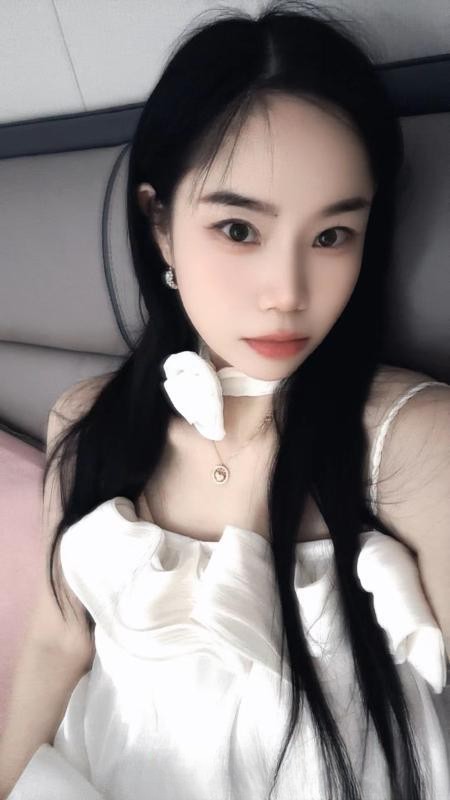 美甲小姐姐