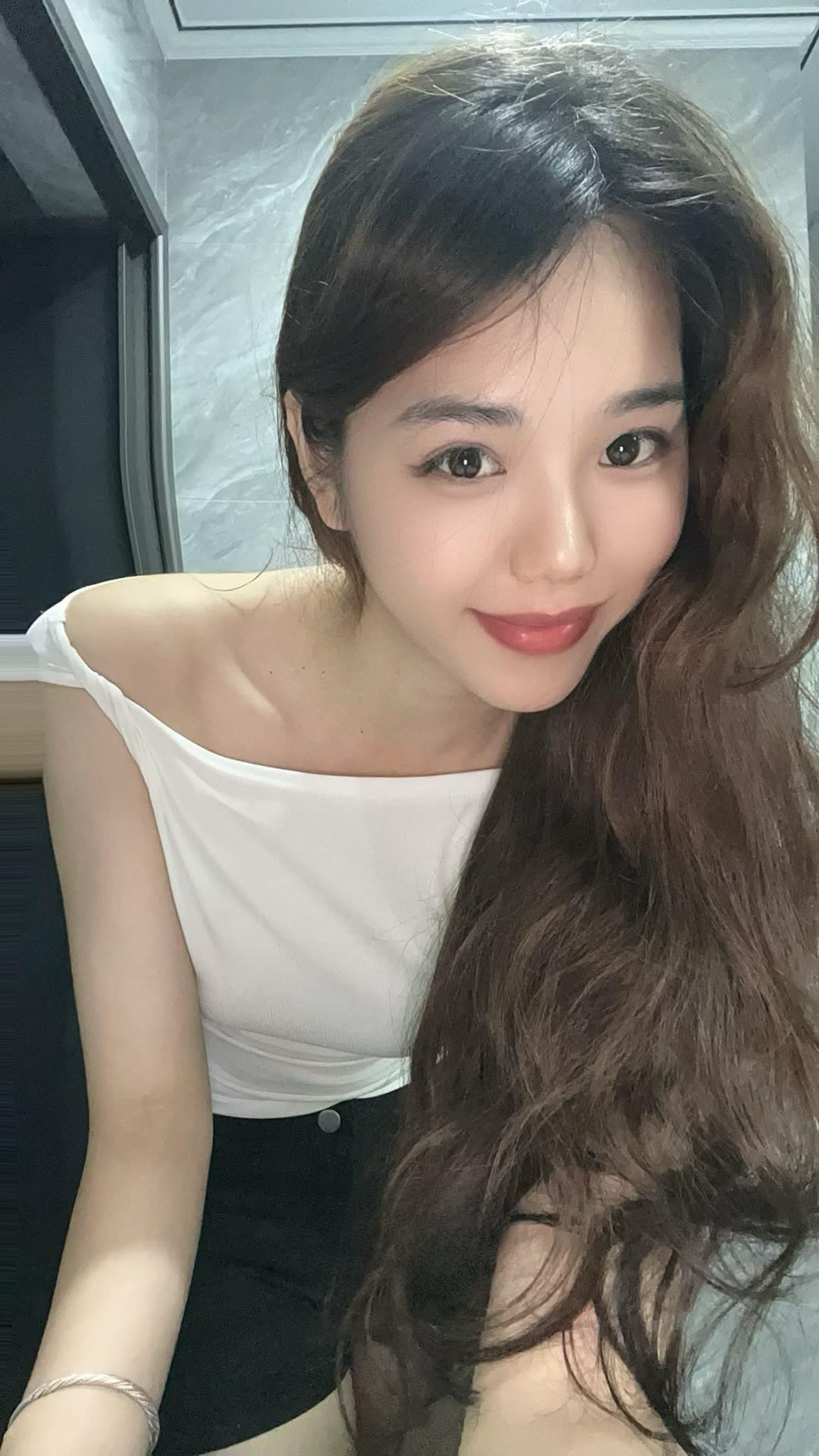 深圳清纯小姐姐