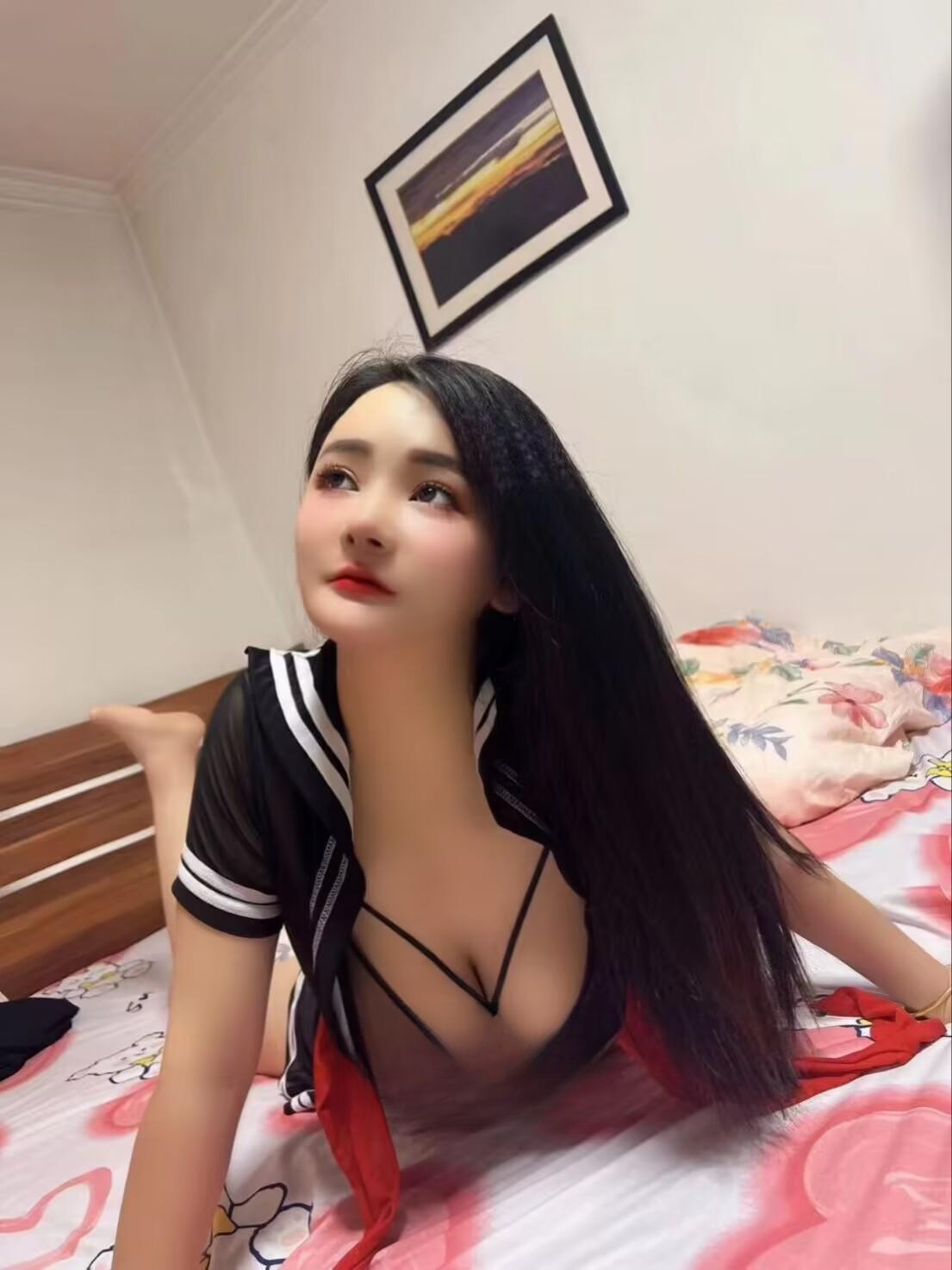 丰满人妻少妇