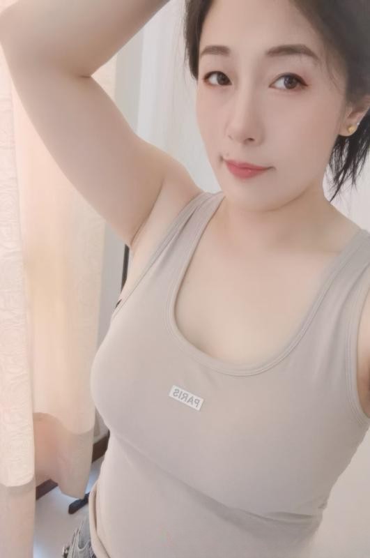 胸大屁股大能给夹麻儿