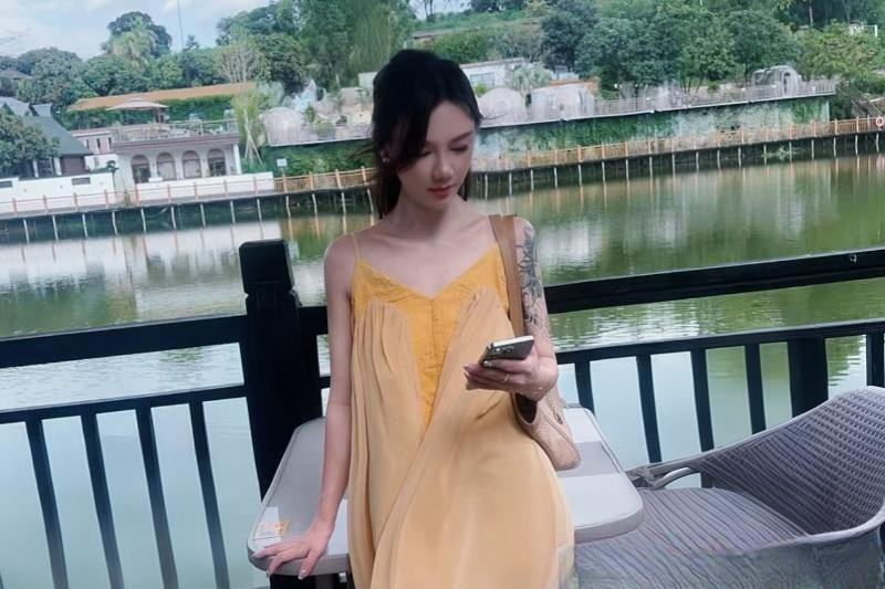 诱惑的铭铭