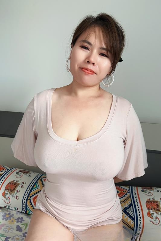 肥臀奶牛