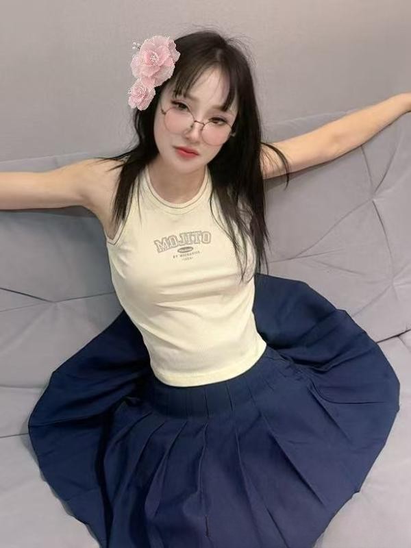 体验黑丝眼镜少妇