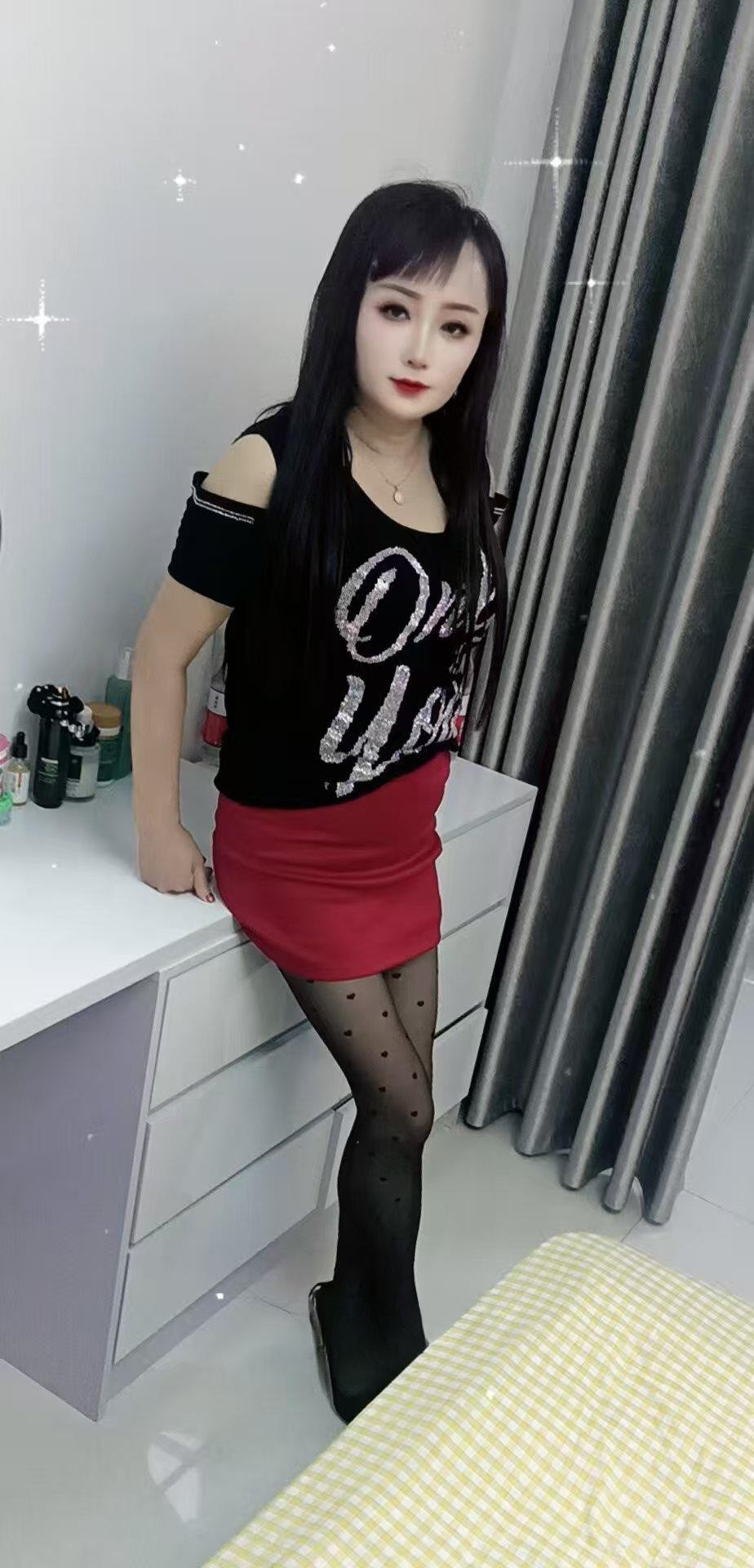 再刷人妻美少妇