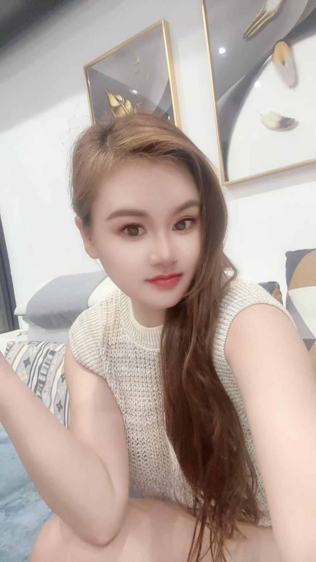 气质少妇小猫咪
