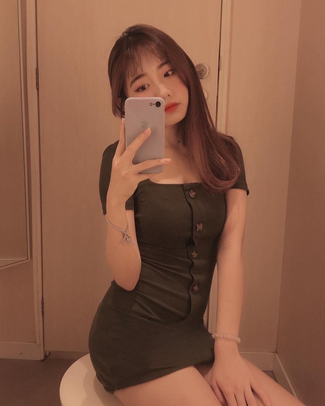 龙华白皙妩媚嫩女