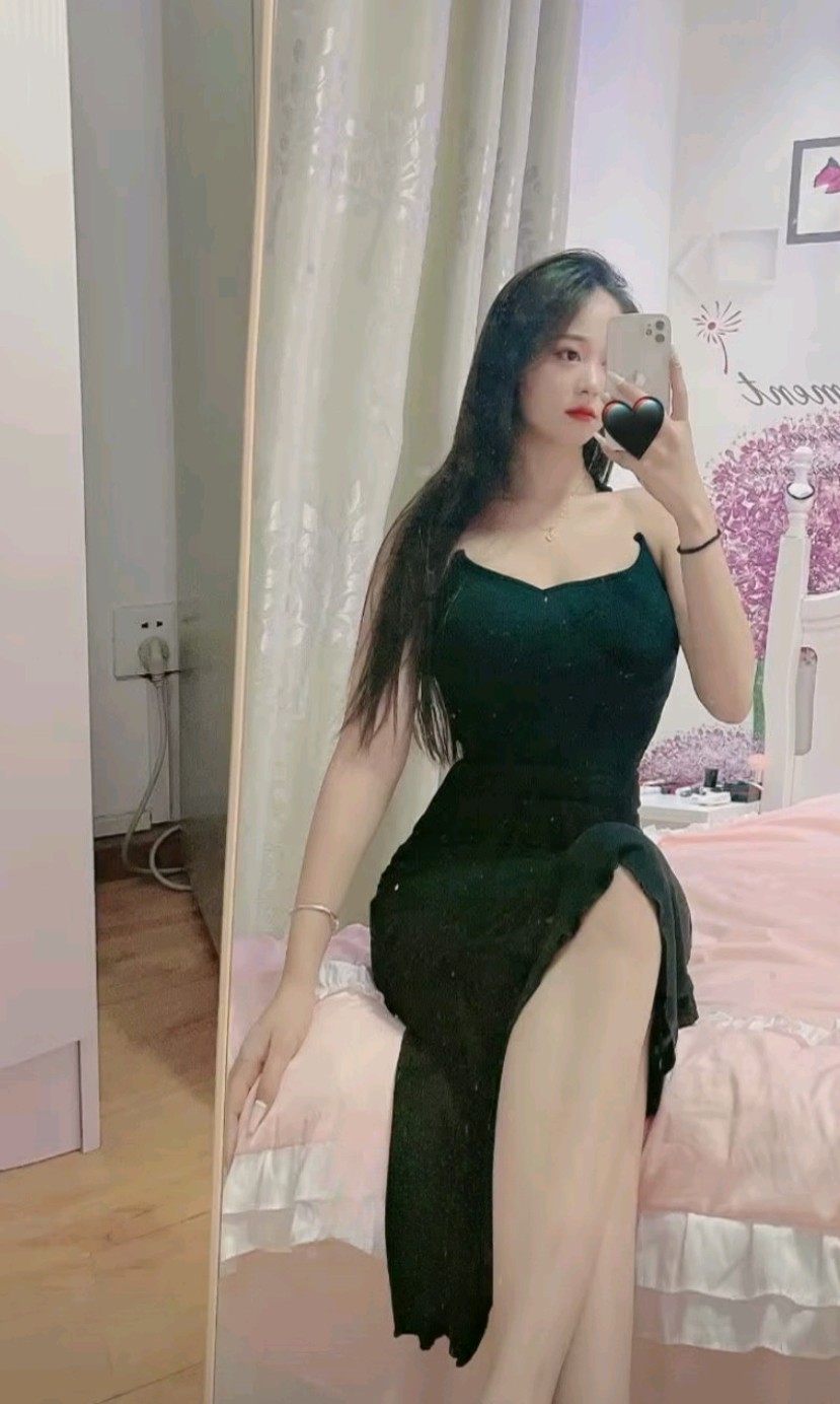 长腿妹性感风骚姿势多