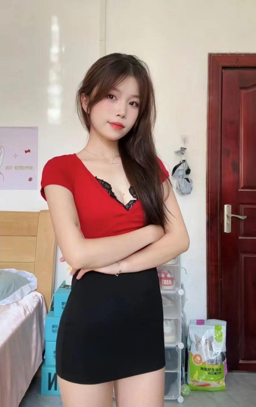 南山水多易高潮嫩女