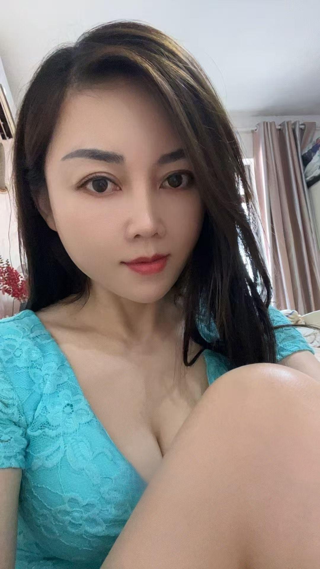 居家御姐能吸会夹