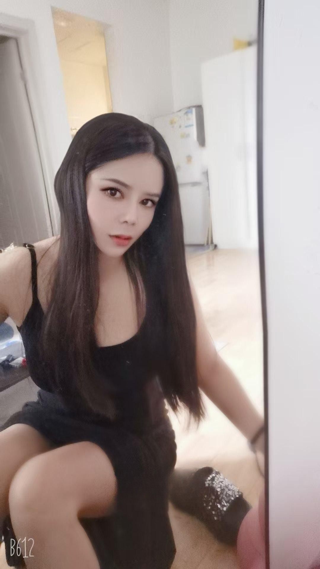 百家湖热情主动小少妇