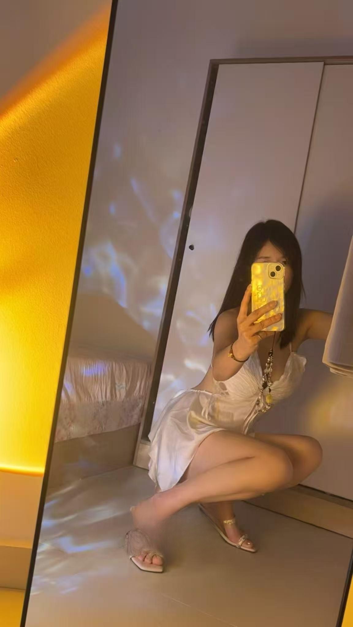 南山172美腿娜娜