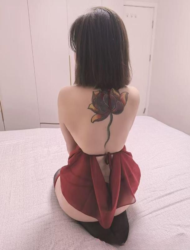 会夹逼的小少妇