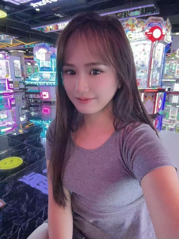 黄埔女友感老师