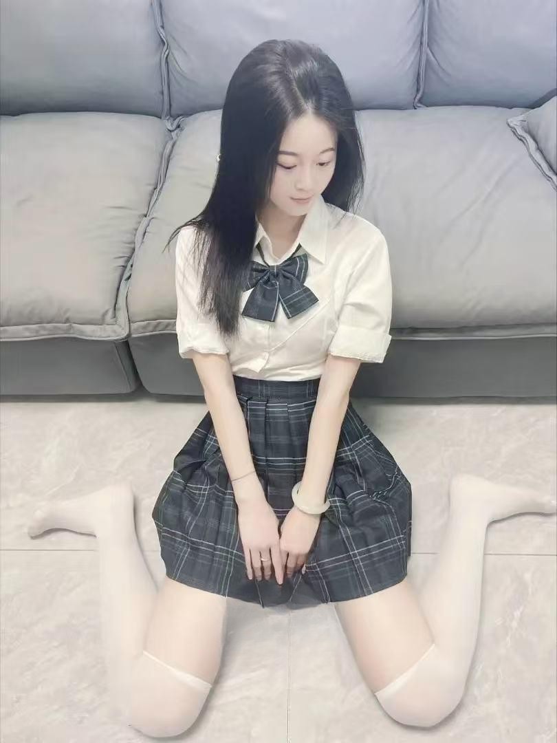 白净娇羞蝴蝶鲍鱼妹妹