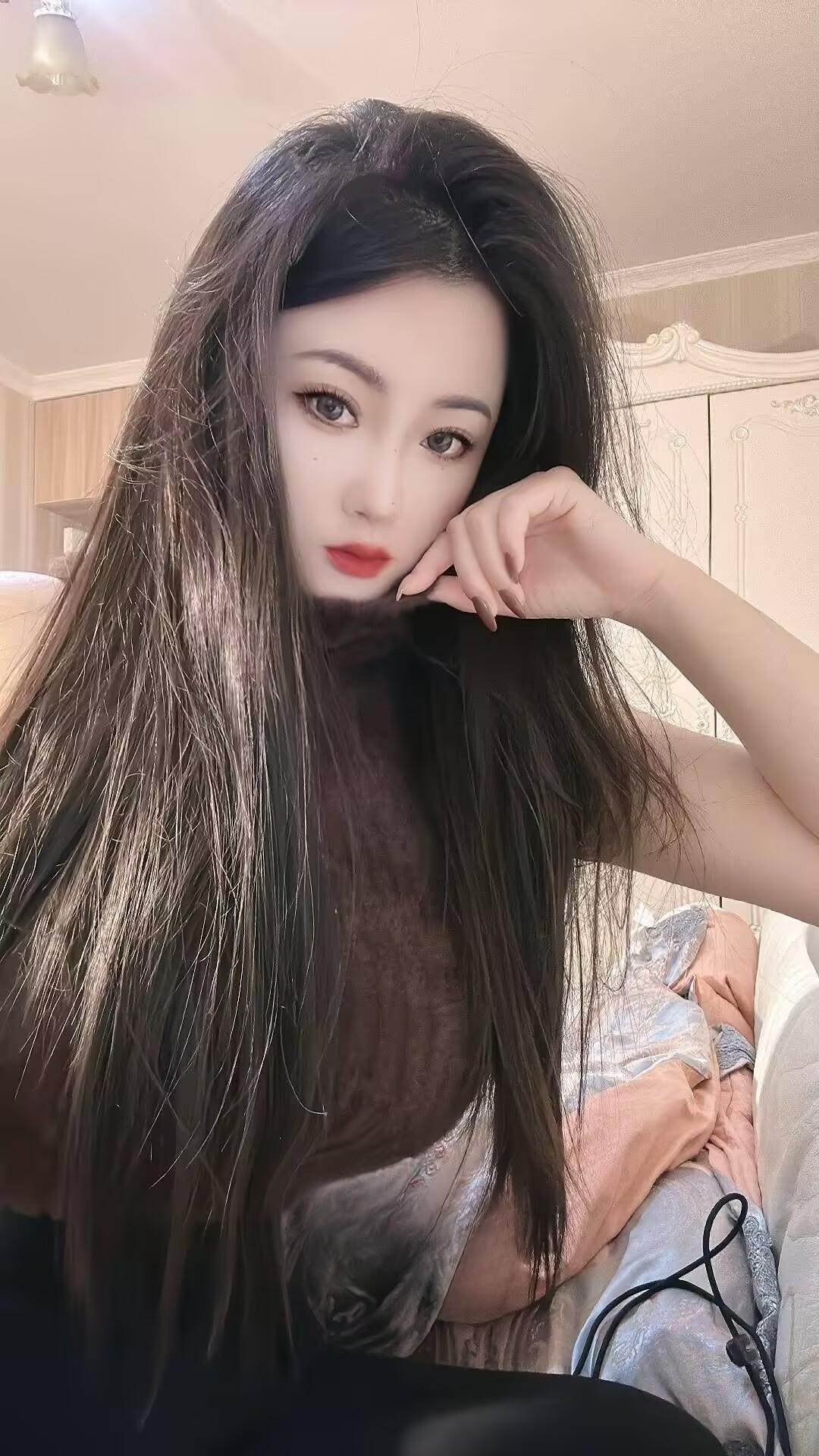 佛山桥身材火辣姿势花样百出