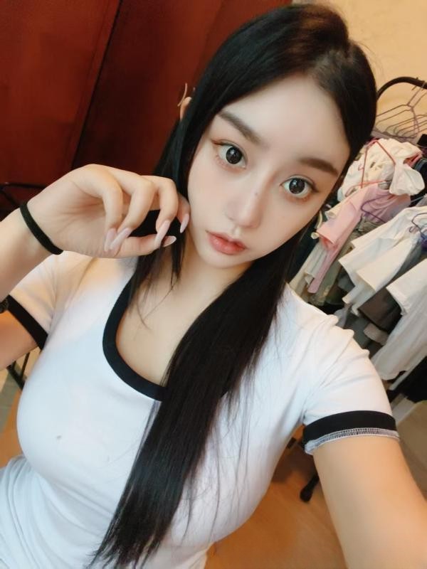南开奥城大胸恋人妹妹