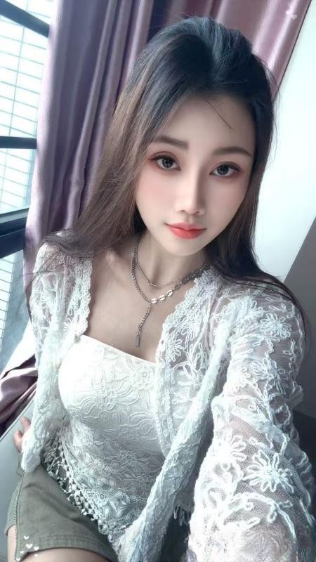 长腿大胸小鱼