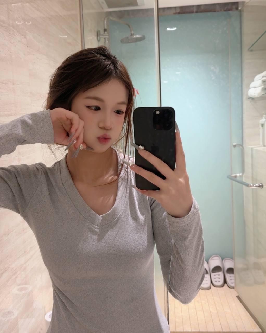 温柔白嫩水多嫩妹