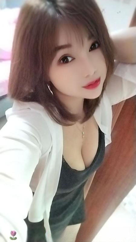 大胸泻火骚妇