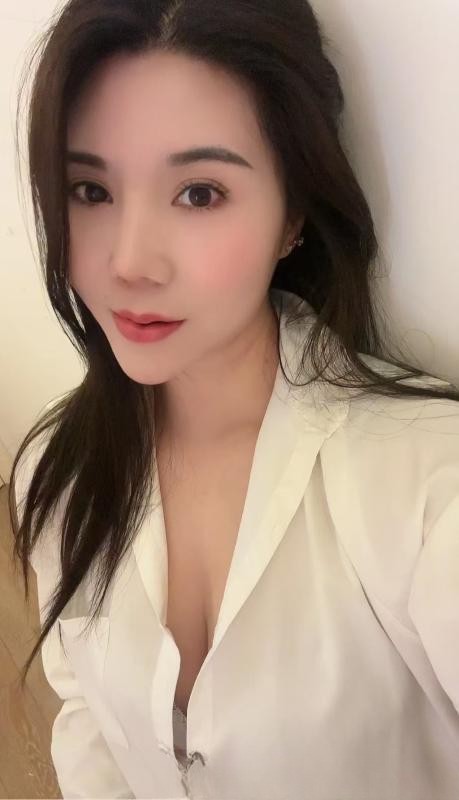 中春路地铁口小贝