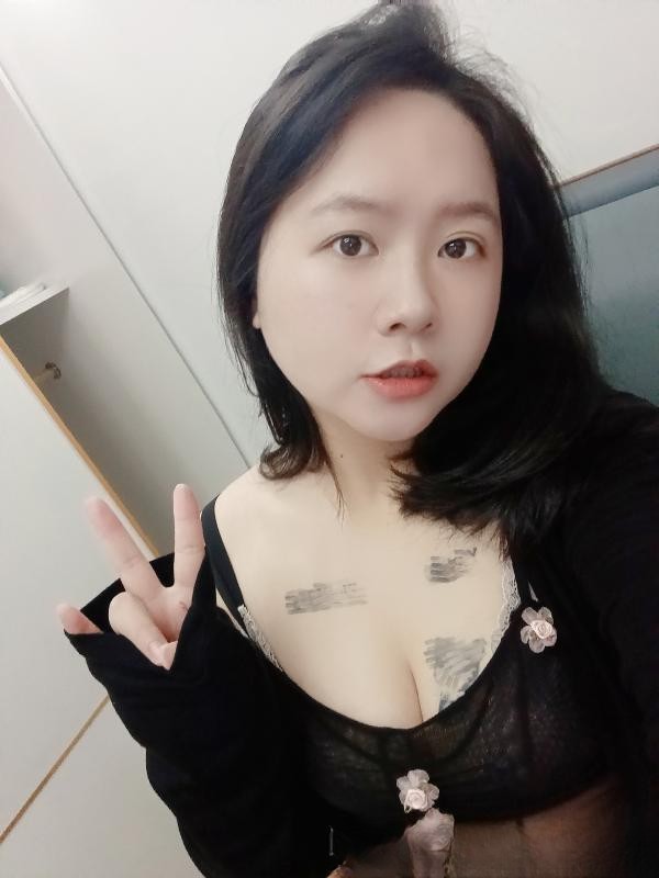 闵行浦江肉嘟嘟姐姐