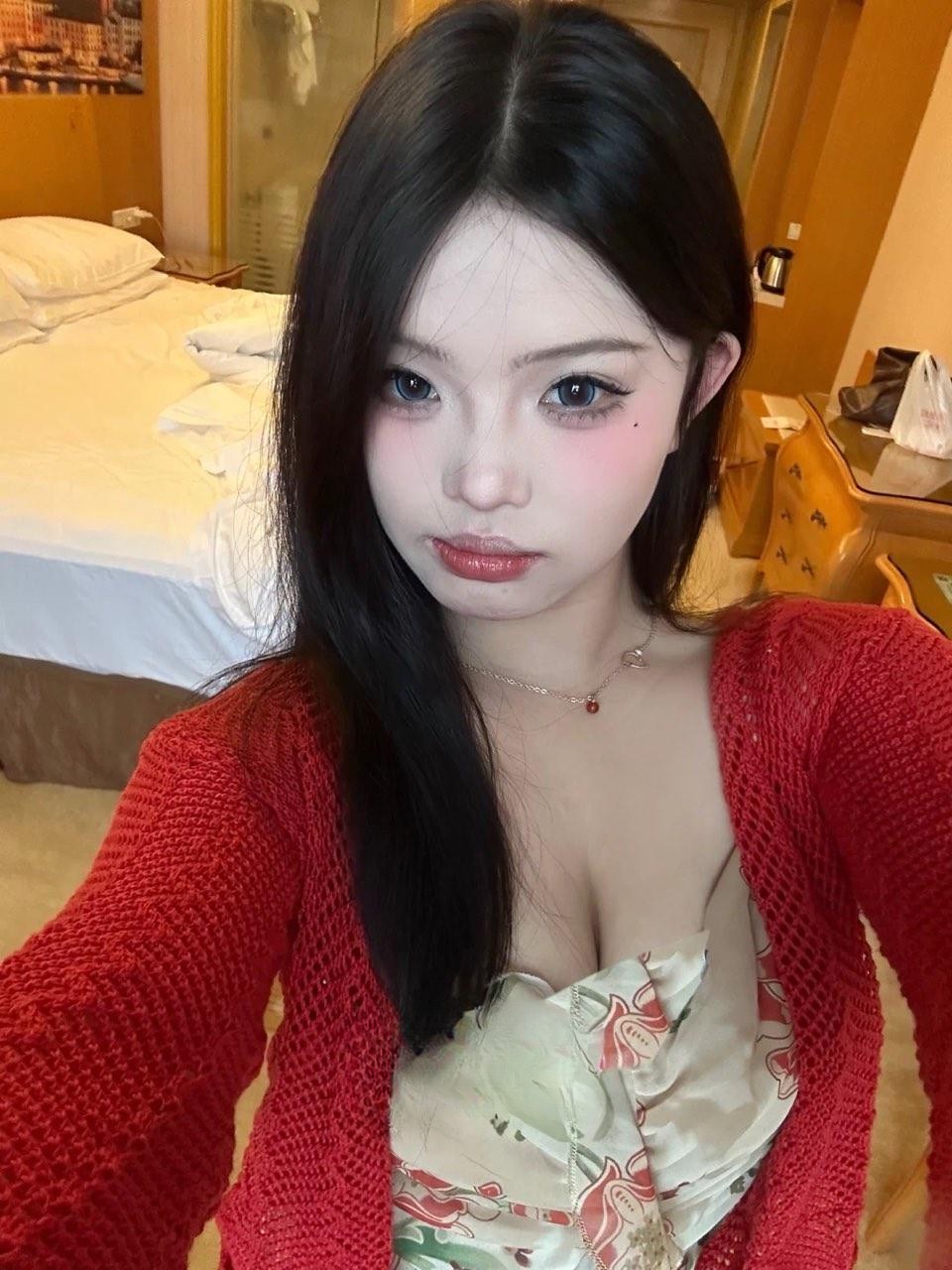 烟台粉嫩尤物晴晴