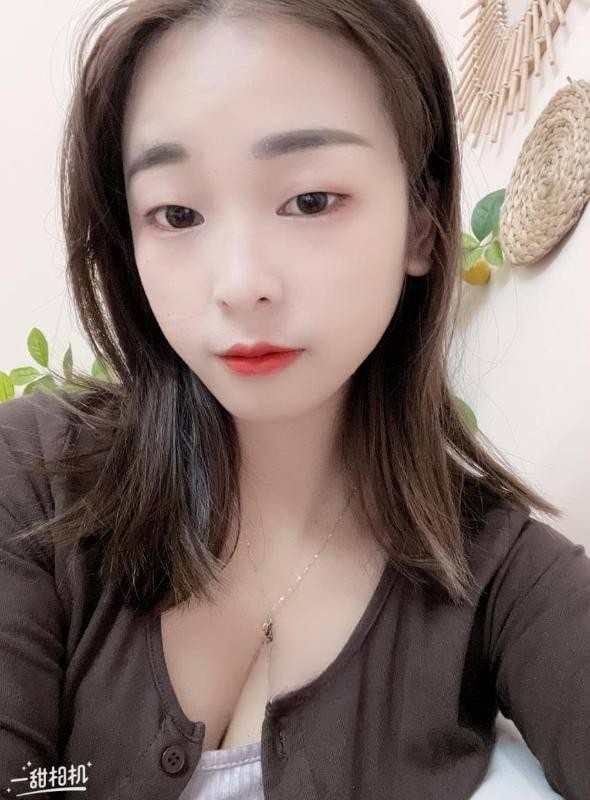 禅城清纯粉嫩妹子