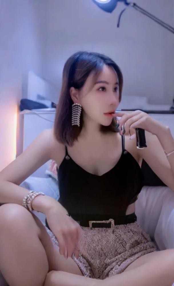 深圳白虎妹妹