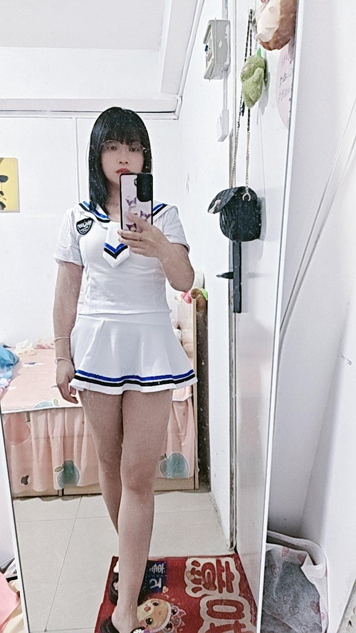 性价比眼镜骚妹