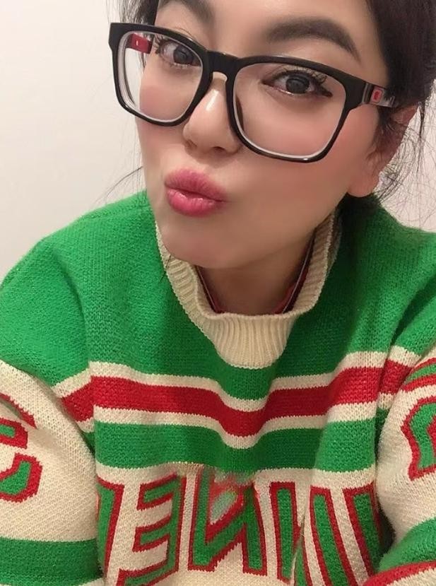 微微