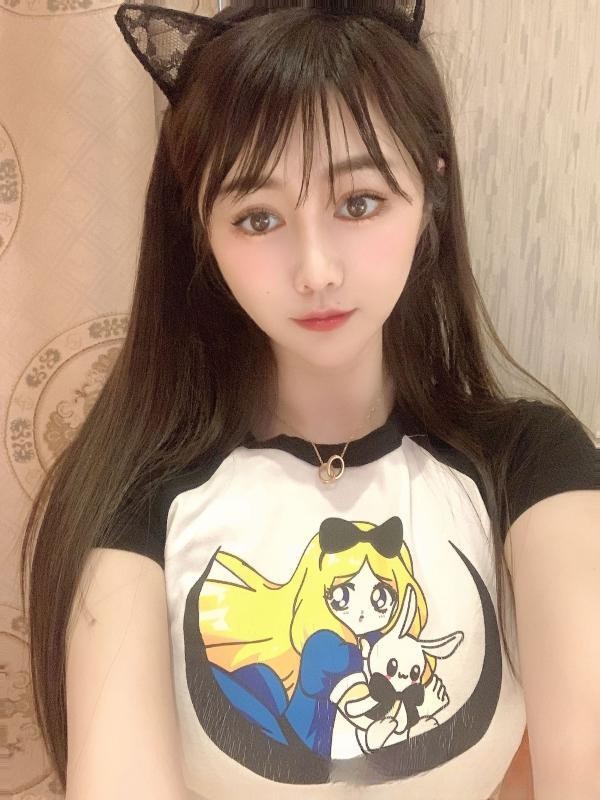 青春活力的小妹妹